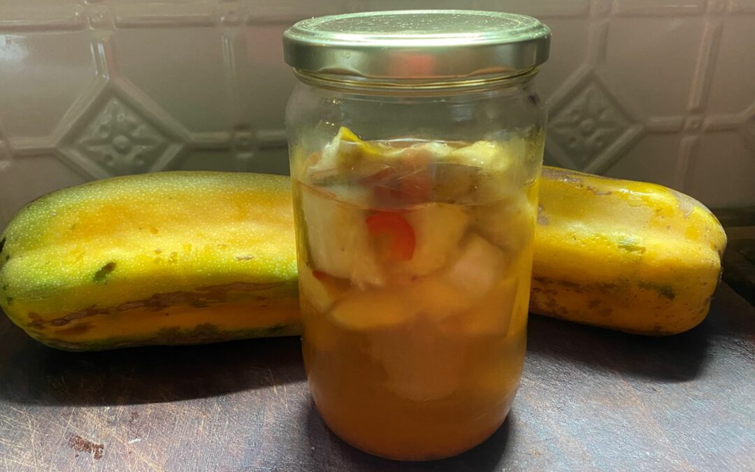 Babaco refrigerator pickles, babaco fruit